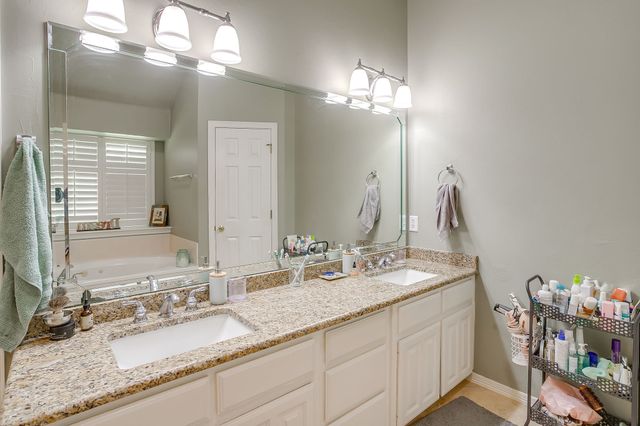 14 Zachary Court, Mansfield, TX 76063