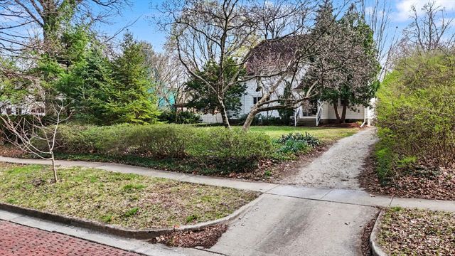 705 W Michigan Avenue, Urbana, IL 61801