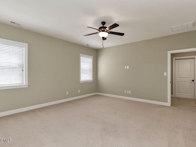 1813 Green Oaks Parkway, Holly Springs, NC 27540