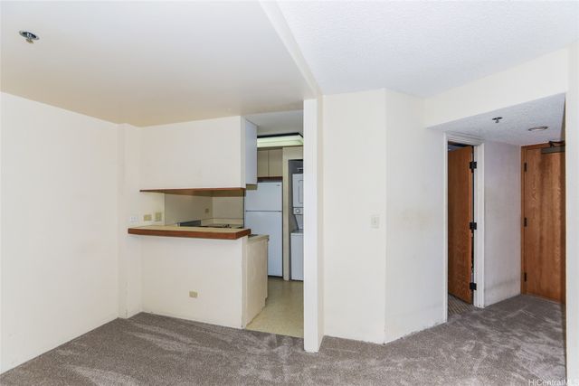 5333 Likini Street 1504, Honolulu, HI 96818