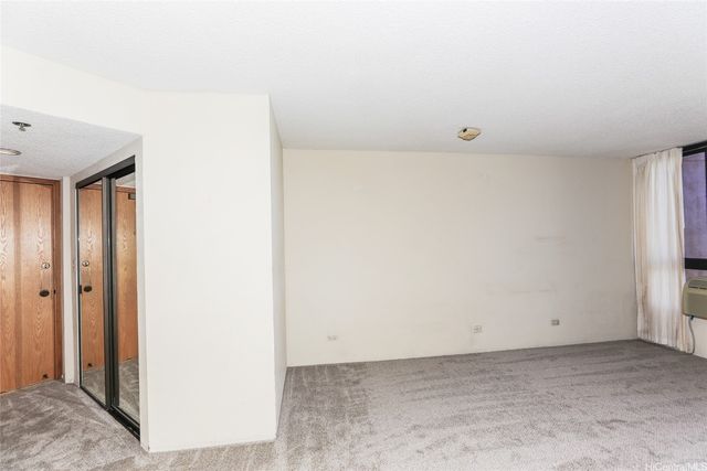 5333 Likini Street 1504, Honolulu, HI 96818