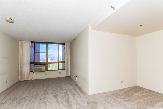 5333 Likini Street 1504, Honolulu, HI 96818