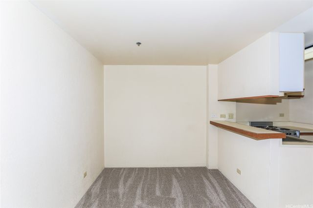 5333 Likini Street 1504, Honolulu, HI 96818