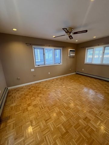 6 Eliot 1, Somerville, MA 02143