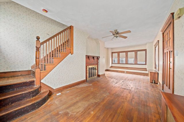 209 Highland Ave, Quincy, MA 02170