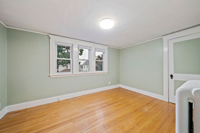 209 Highland Ave, Quincy, MA 02170