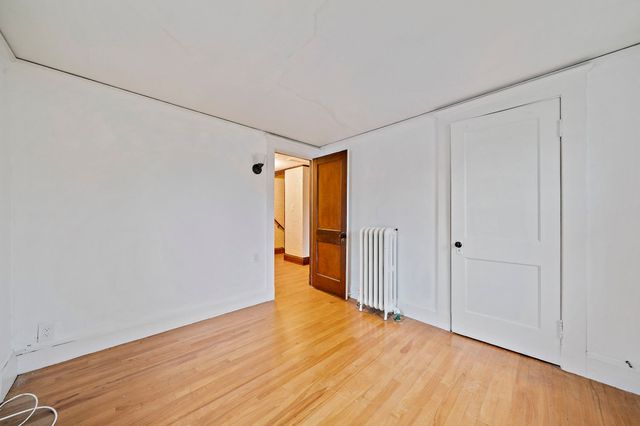 209 Highland Ave, Quincy, MA 02170