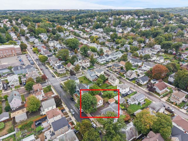 209 Highland Ave, Quincy, MA 02170