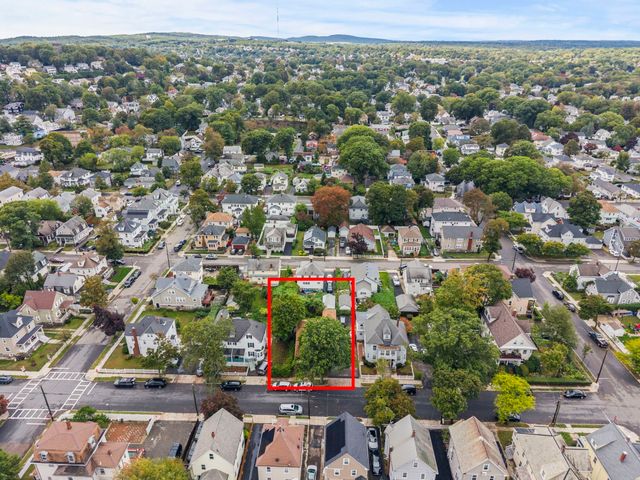 209 Highland Ave, Quincy, MA 02170