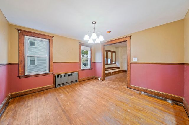 209 Highland Ave, Quincy, MA 02170