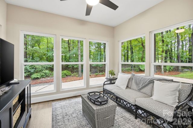 1224 Lago Vista Drive, Matthews, NC 28104