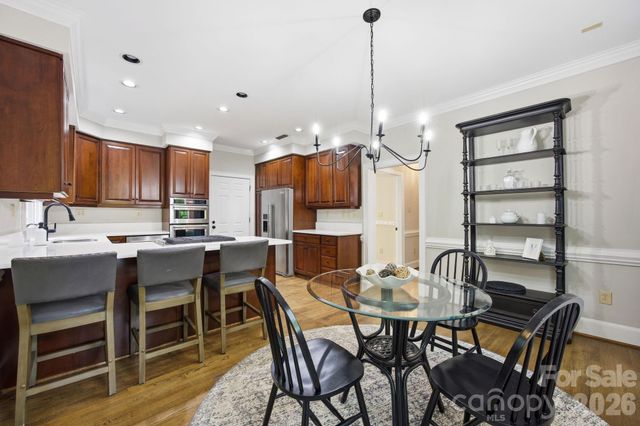 1224 Lago Vista Drive, Matthews, NC 28104