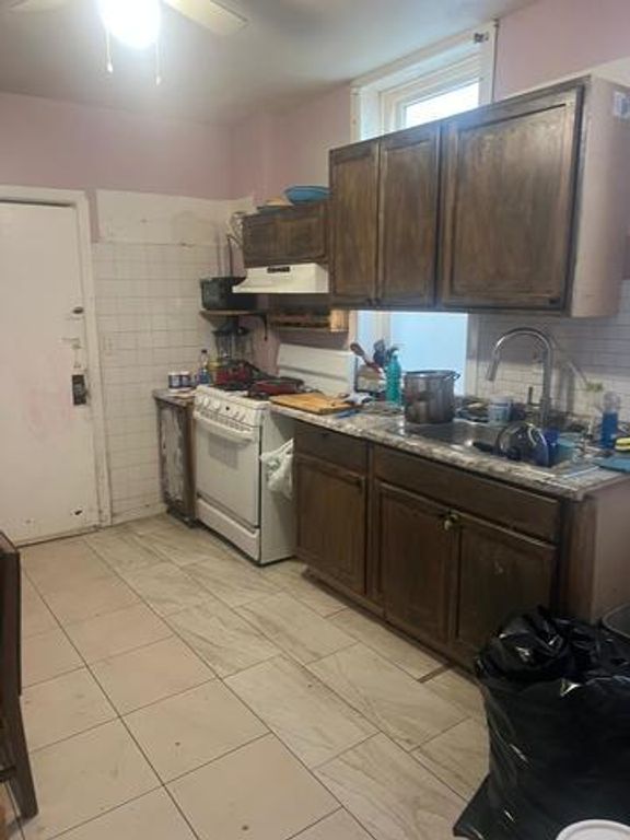 4400-4402 S HONORE Street, Chicago, IL 60609 — photo 2