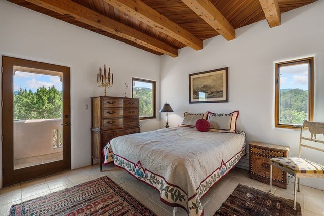 1055 Camino Real, Santa Fe, NM 87501