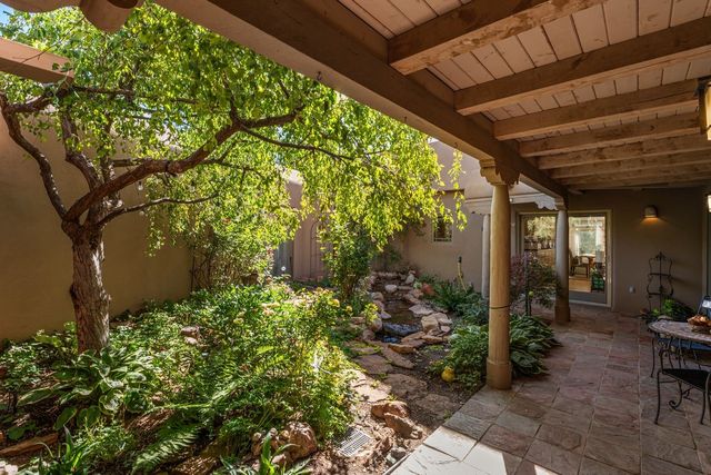 1055 Camino Real, Santa Fe, NM 87501