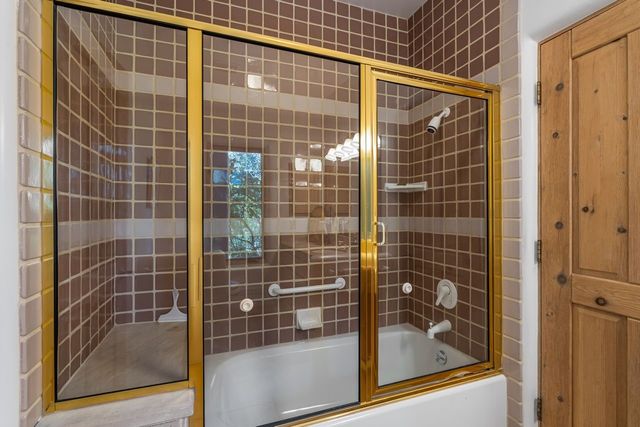 1055 Camino Real, Santa Fe, NM 87501