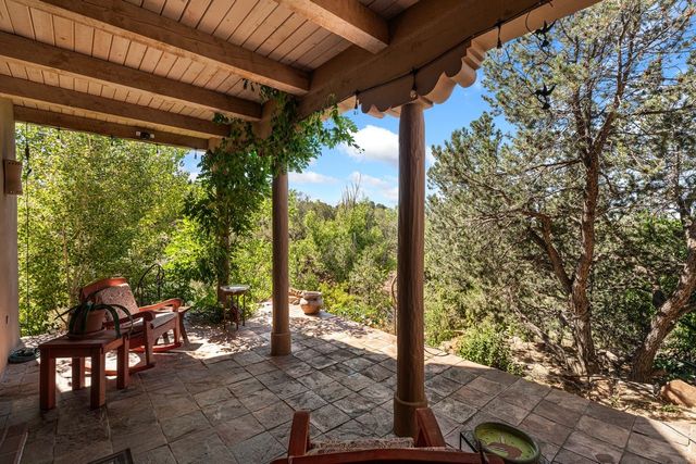 1055 Camino Real, Santa Fe, NM 87501