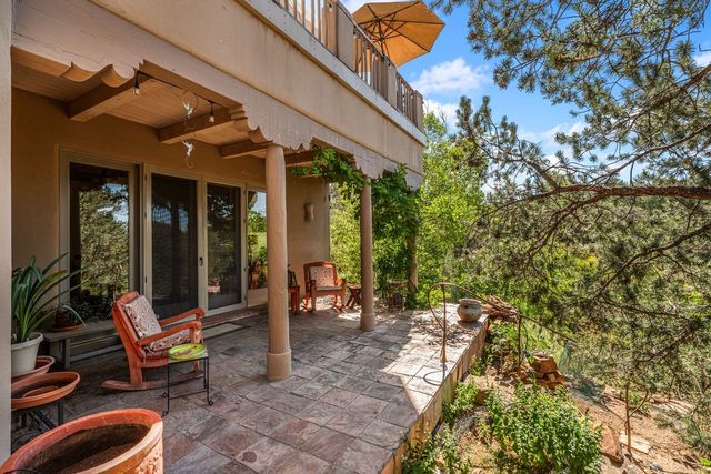 1055 Camino Real, Santa Fe, NM 87501