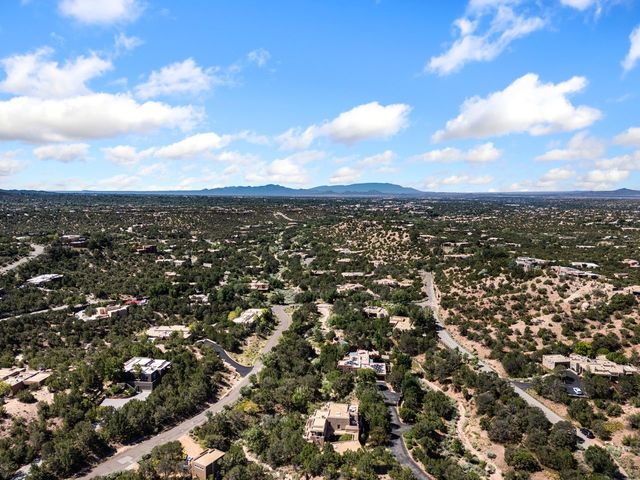 1055 Camino Real, Santa Fe, NM 87501