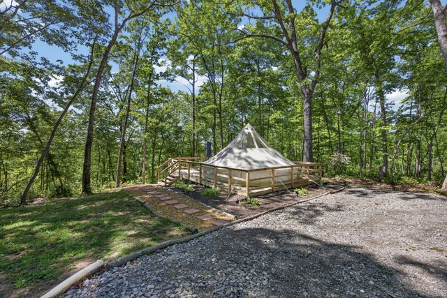 55236 Maynard Ridge Ln, Crawford, TN 38554