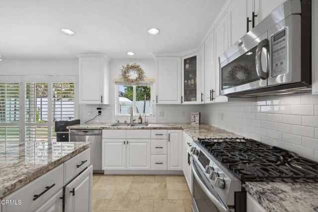 330 Garfield Rondo, Ventura, CA 93003