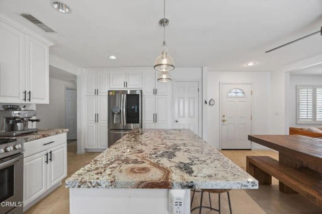 330 Garfield Rondo, Ventura, CA 93003