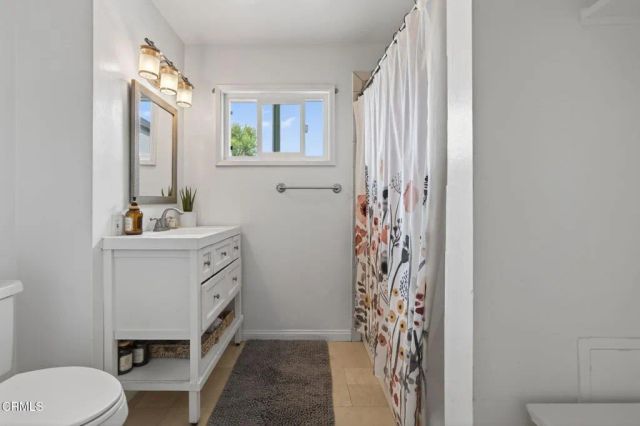 330 Garfield Rondo, Ventura, CA 93003