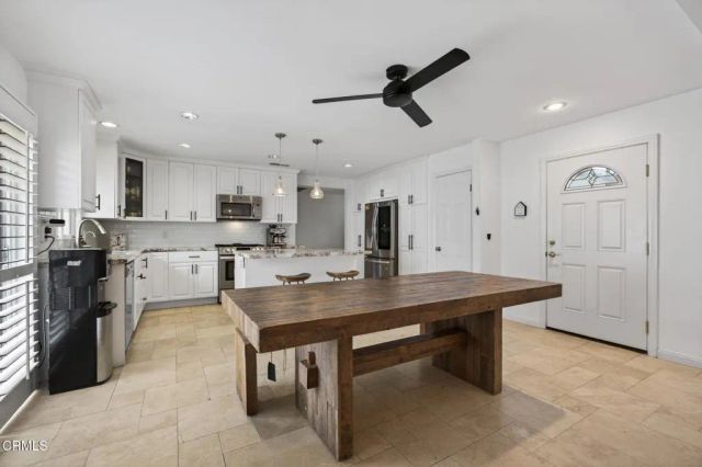 330 Garfield Rondo, Ventura, CA 93003
