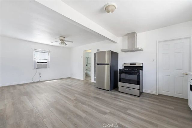 4851 W Avenue M8, Lancaster, CA 93536