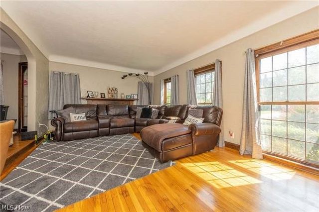 3638 Lynnfield Road, Shaker Heights, OH 44122