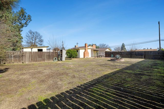 2640 Villa Avenue, Clovis, CA 93612