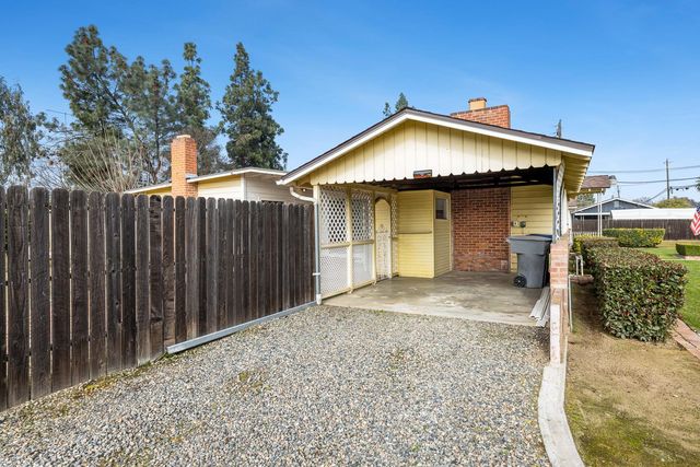 2640 Villa Avenue, Clovis, CA 93612