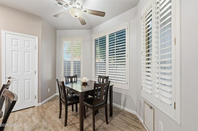 730 W CAROB Place, Chandler, AZ 85248