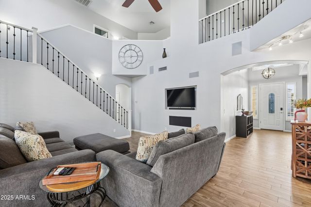 730 W CAROB Place, Chandler, AZ 85248