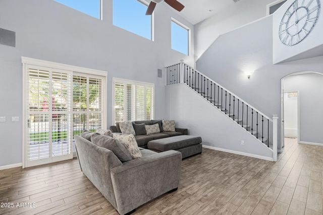 730 W CAROB Place, Chandler, AZ 85248