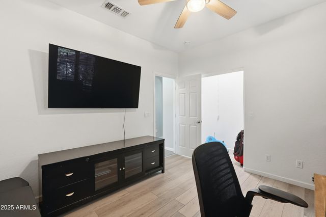 730 W CAROB Place, Chandler, AZ 85248