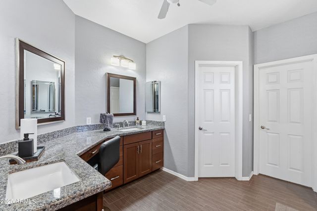 730 W CAROB Place, Chandler, AZ 85248