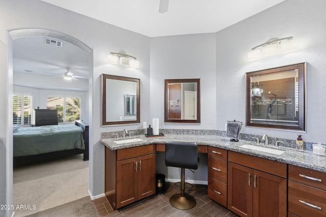 730 W CAROB Place, Chandler, AZ 85248