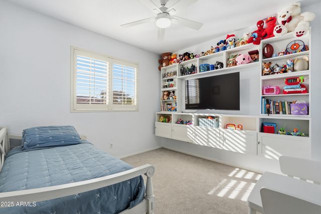 730 W CAROB Place, Chandler, AZ 85248