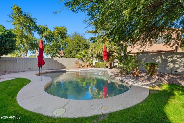 730 W CAROB Place, Chandler, AZ 85248