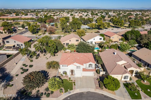 730 W CAROB Place, Chandler, AZ 85248