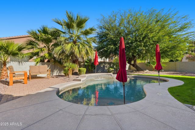 730 W CAROB Place, Chandler, AZ 85248