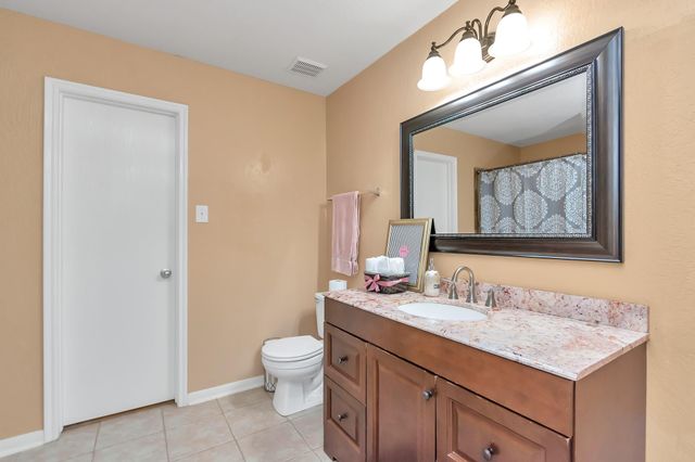 1247 Coppermeade Drive, Houston, TX 77067