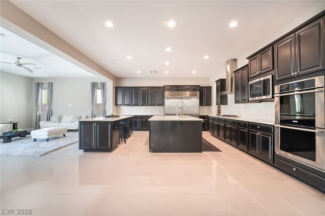813 Horizon Canyon Drive, Henderson, NV 89052