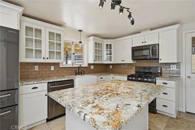5475 Wilkinson, Clearlake, CA 95422