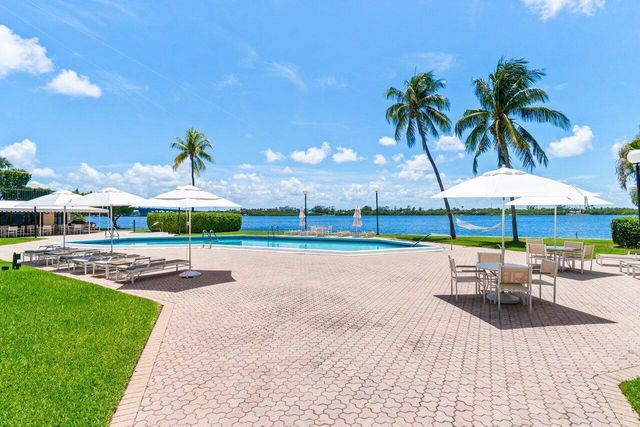 2778 S Ocean 307 N Boulevard 307n, Palm Beach, FL 33480