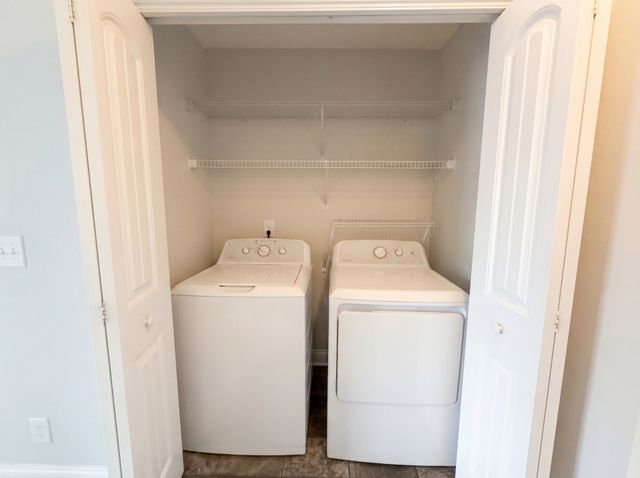 432 Leslie Wood Dr, Clarksville, TN 37040