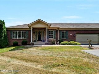 17515 Vintage Cir, Louisville, KY 40245