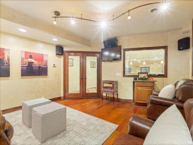 7641 S MARY ESTHER CIR, Sandy, UT 84093