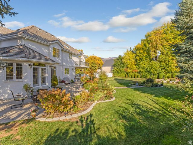 7641 S MARY ESTHER CIR, Sandy, UT 84093